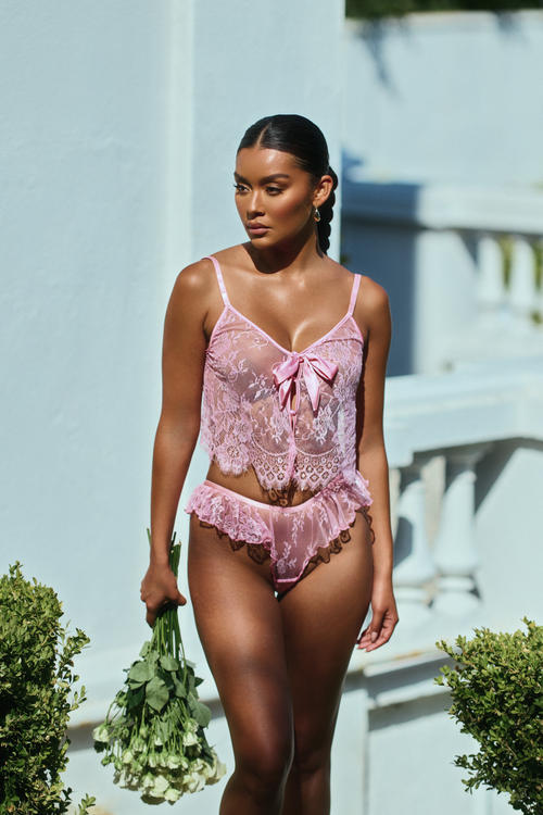 Lace Essentials Set