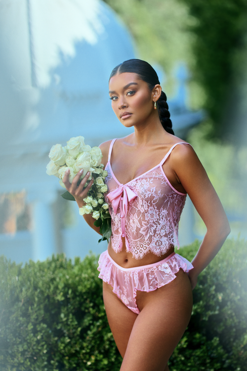 Lace Essentials Set